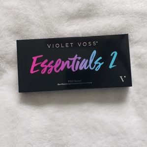 💥SALE💥 Violet Voss Essentials 2 Pallet
